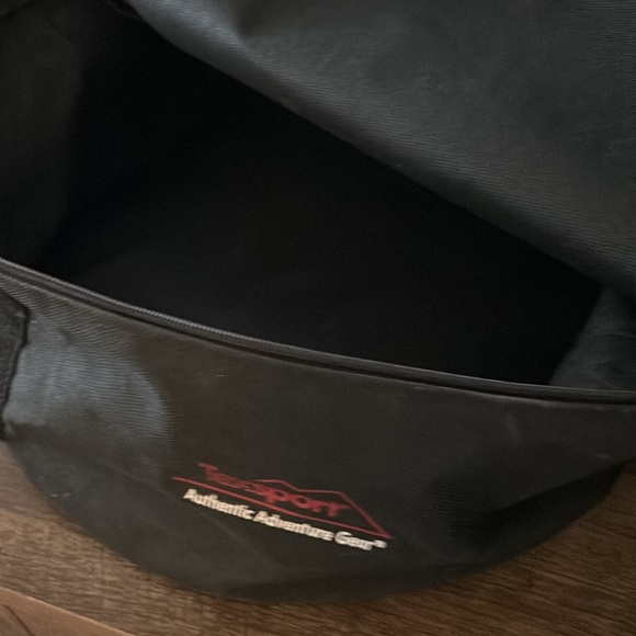 12" Zippered Dutch Oven Cover with zipper and handles. Texsport brand. - Picture 2 of 5